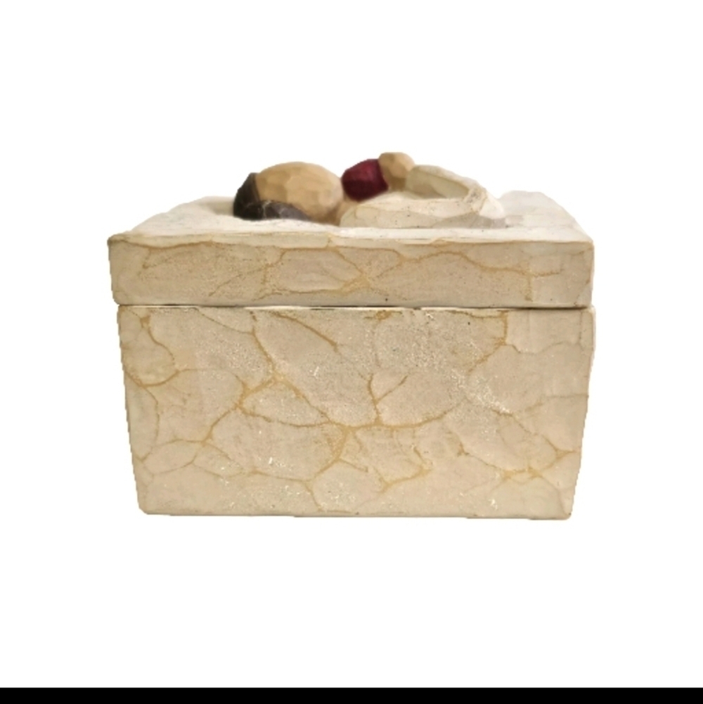 Willow Tree Square Keepsake Trinket Love Box by Lordi From the Heart 2003 - Picture 6 of 13